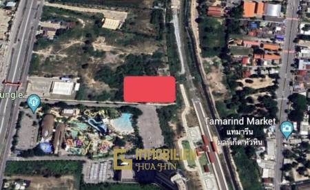 3 Rai Prime Land for Sale Next to Holiday Inn