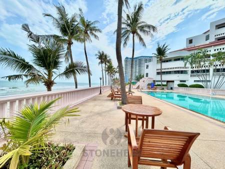Dusit Thani : 2 Bedroom Condo With Sea View