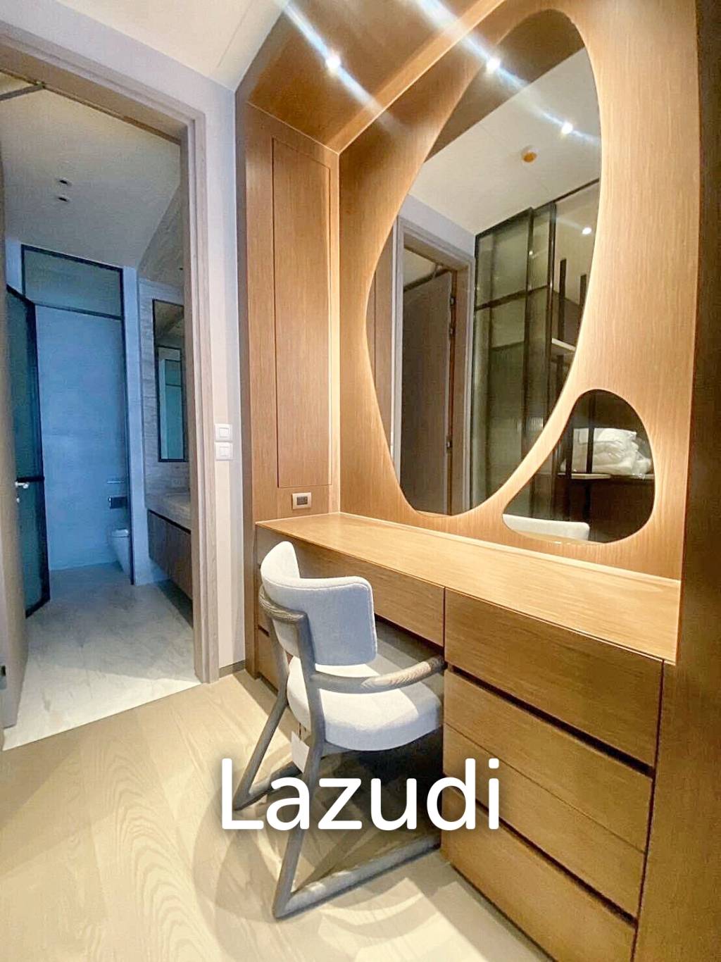 1 Bed 2 Bath 85 SQ.M SCOPE Langsuan