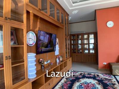 6 Beds 4 Baths 350 SQ.M. Amorn Village