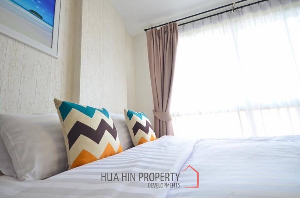 Baan Peang Ploen : Top Floor Studio Condo