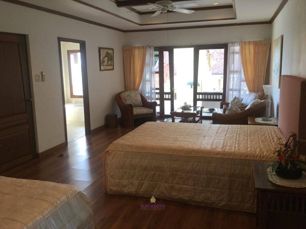 Sea View 5 Bedroom Villa in Nakatani Village