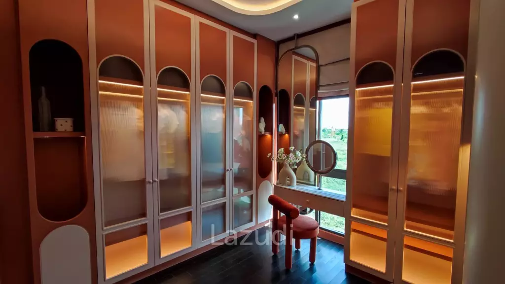 5 Bed 6 Bath 593 SQ.M Grand Bangkok Boulevard Rama 9 – Krungthep Kreetha