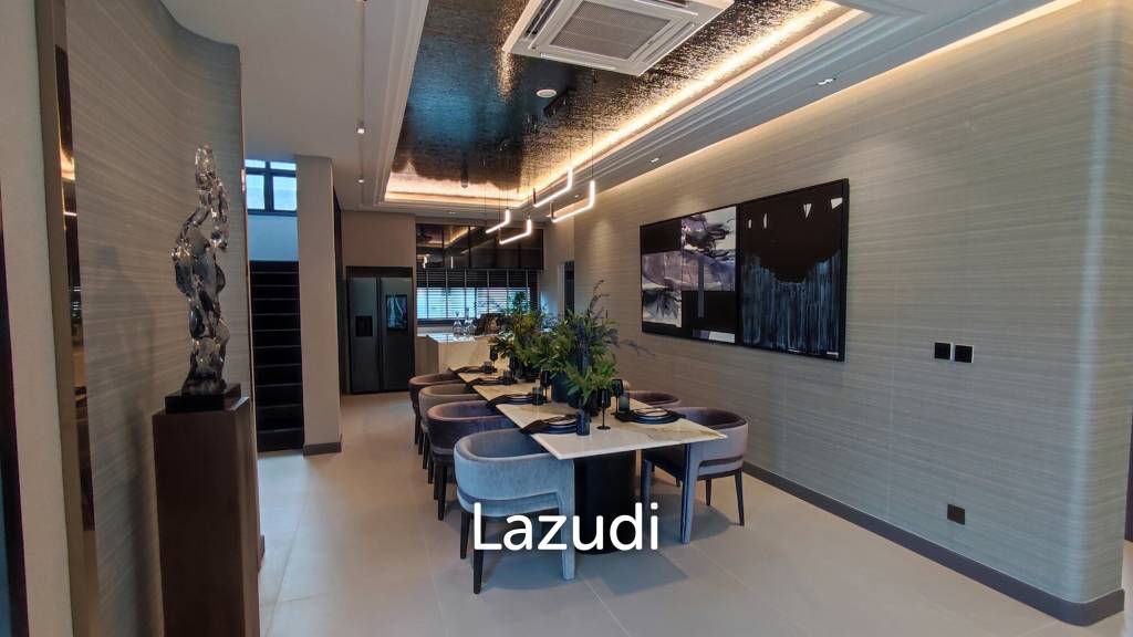 5 Bed 6 Bath 593 SQ.M Grand Bangkok Boulevard Rama 9 – Krungthep Kreetha