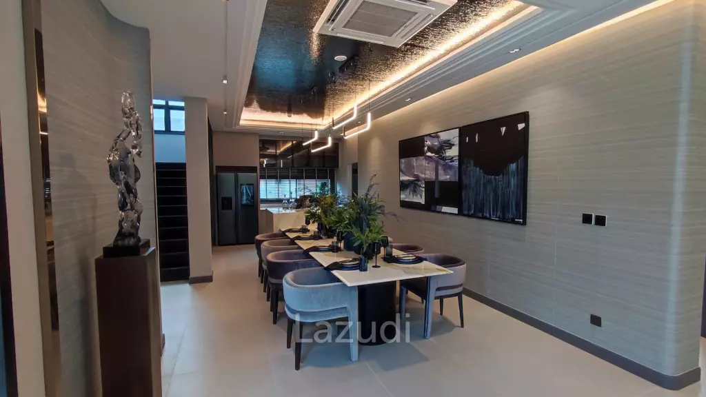 5 Bed 6 Bath 593 SQ.M Grand Bangkok Boulevard Rama 9 – Krungthep Kreetha
