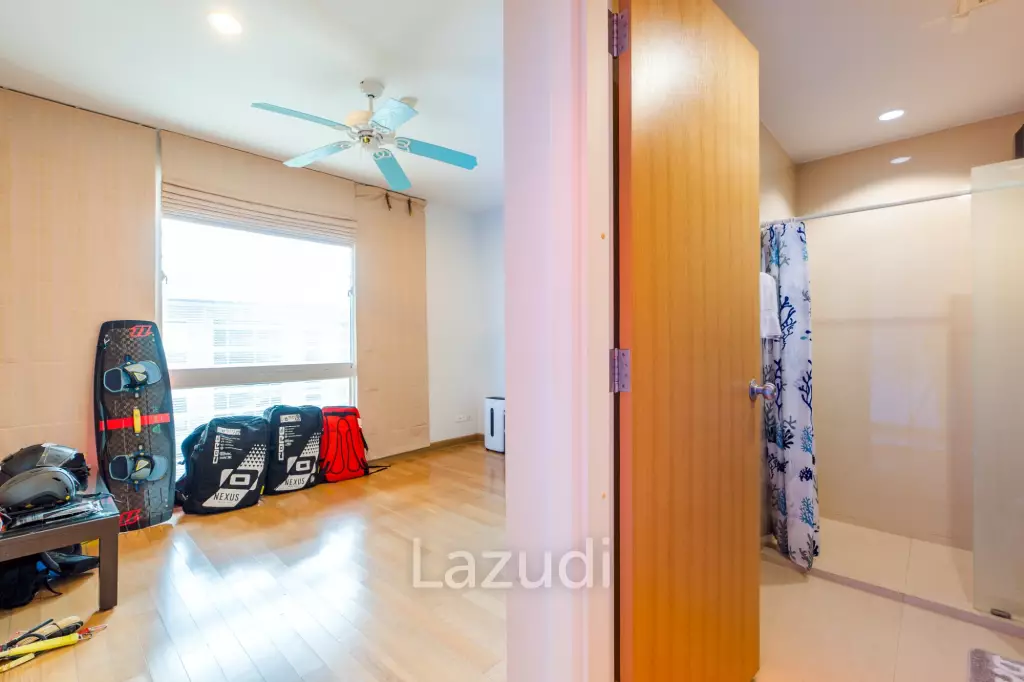 THE BREEZE :  Exclusive 3 Bed Penthouse with Seaview