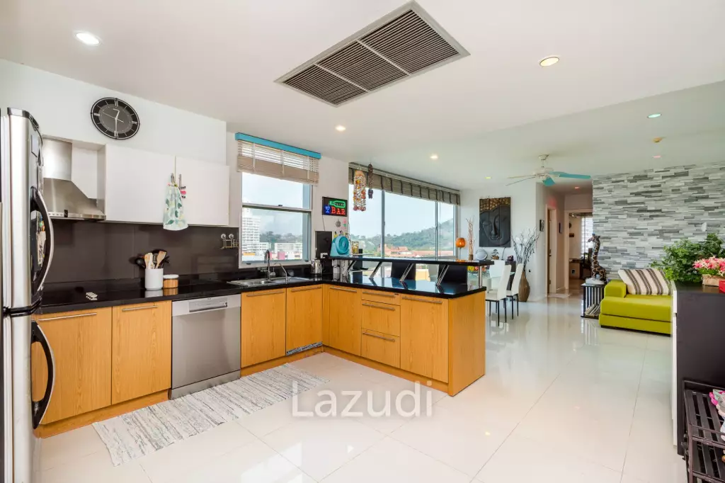 THE BREEZE :  Exclusive 3 Bed Penthouse with Seaview