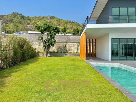 5 Bed 5 Bath 295 SQ.M Phu Montra K.Haad