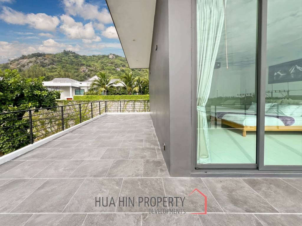 5 Beds5 Baths 295 SQ.M Phu Montra K.Haad