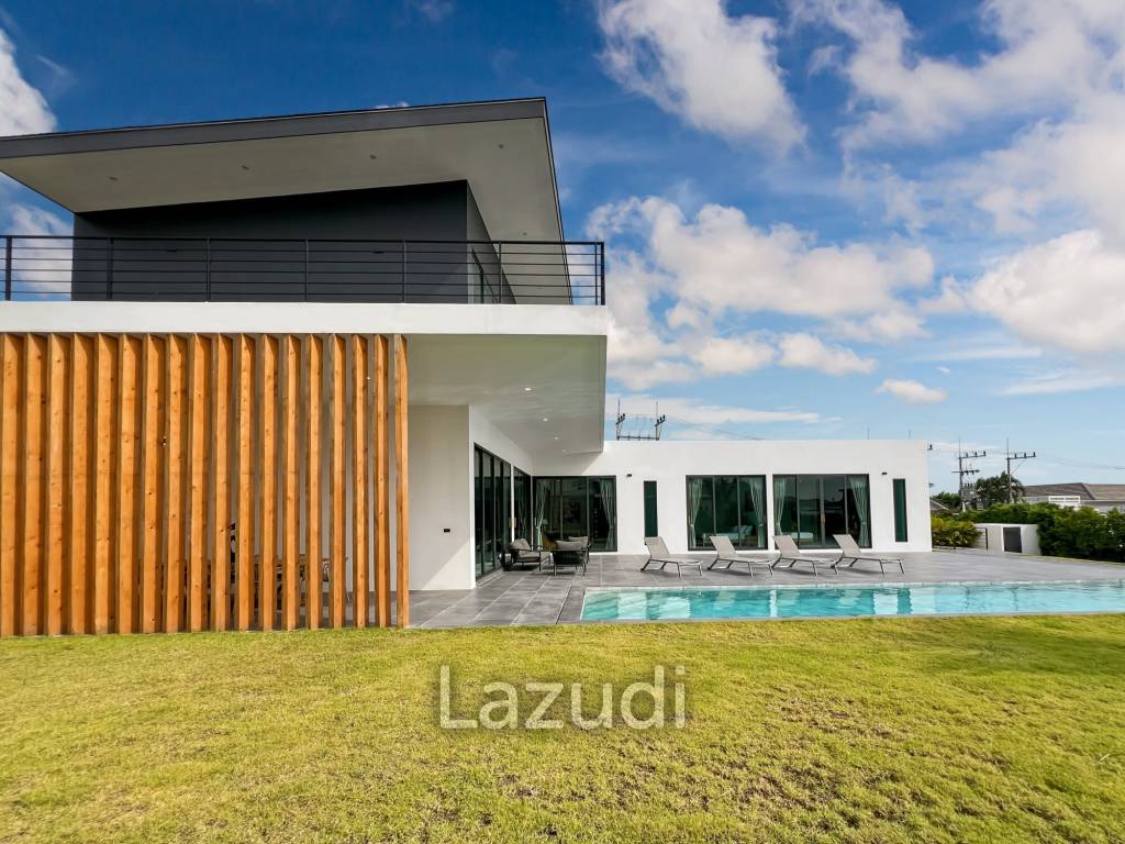 5 Beds5 Baths 295 SQ.M Phu Montra K.Haad