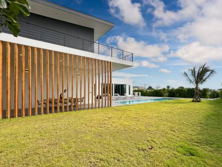 Phu Montra K-Haad: Villa avec piscine, 5 chambres et 5 salles de bains