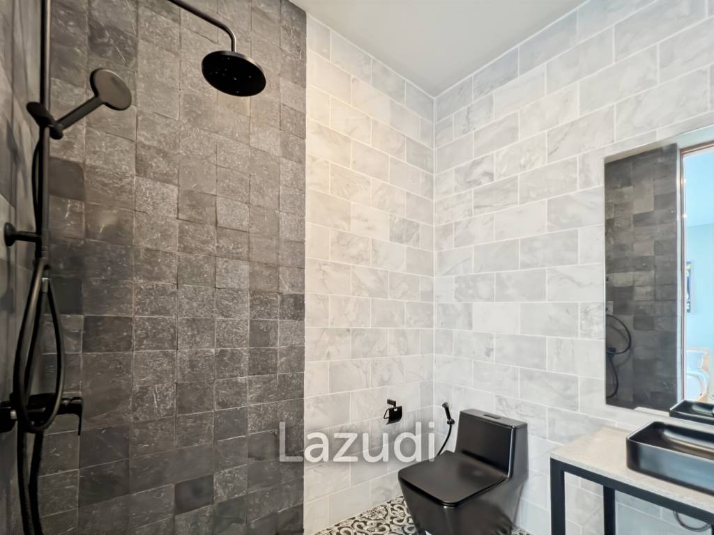 5 Beds5 Baths 295 SQ.M Phu Montra K.Haad