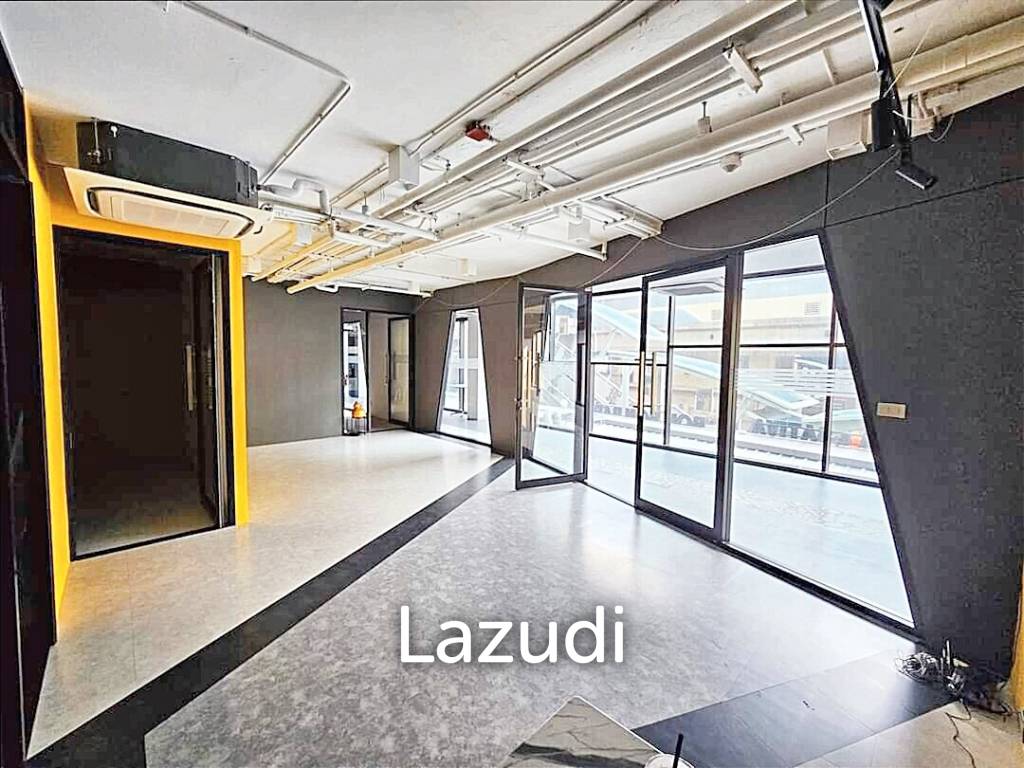 Office Space for rent at Silom Connect