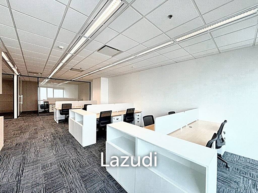 284 SQ.M Office for rent at Rama VI