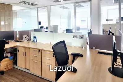 Office space for rent in Watthana