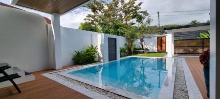 4 Bedroom Pool Villa For Sale  In Muang Phuket