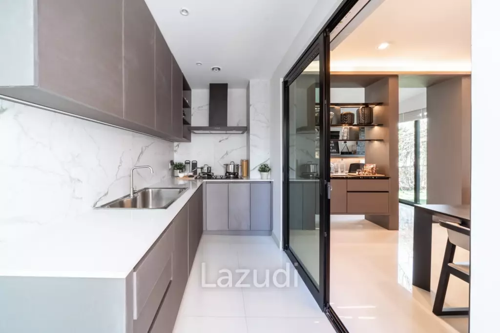 3 Beds 4 Baths 203SQ.M Nirvana DEFINE Ekkamai-Ramintra