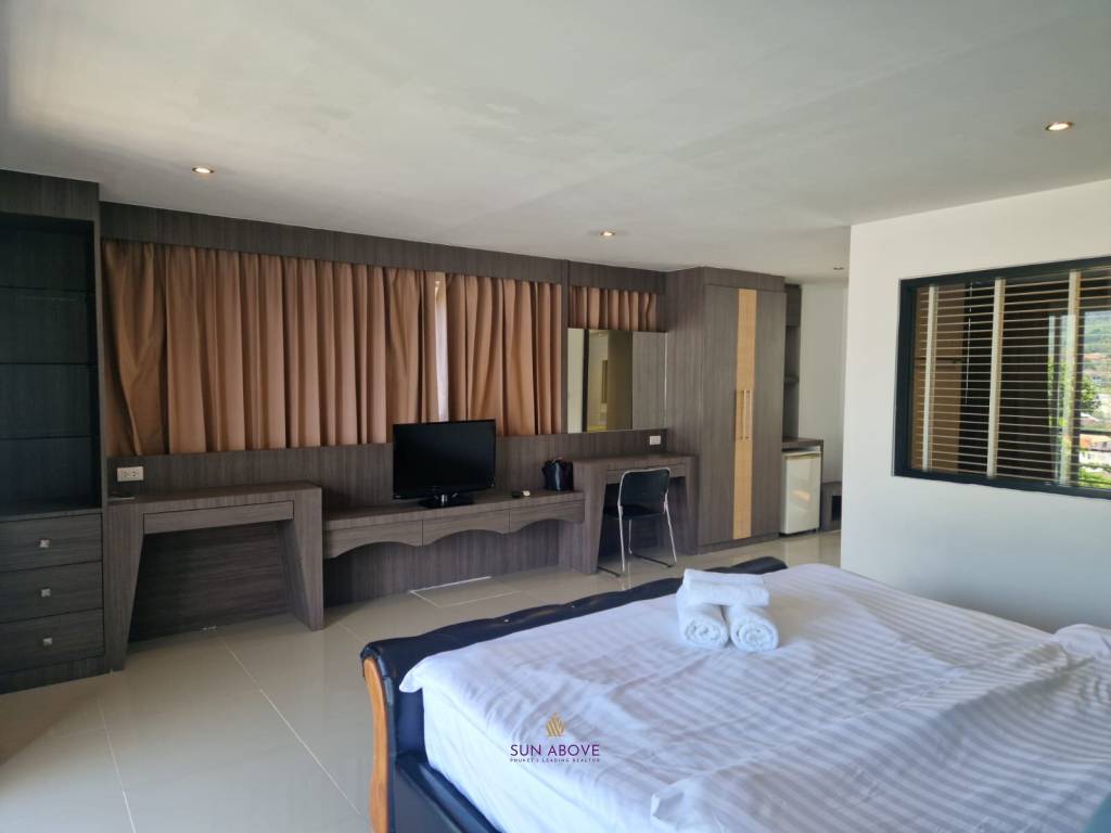 1bed Bayshore condo near Bangla Patong