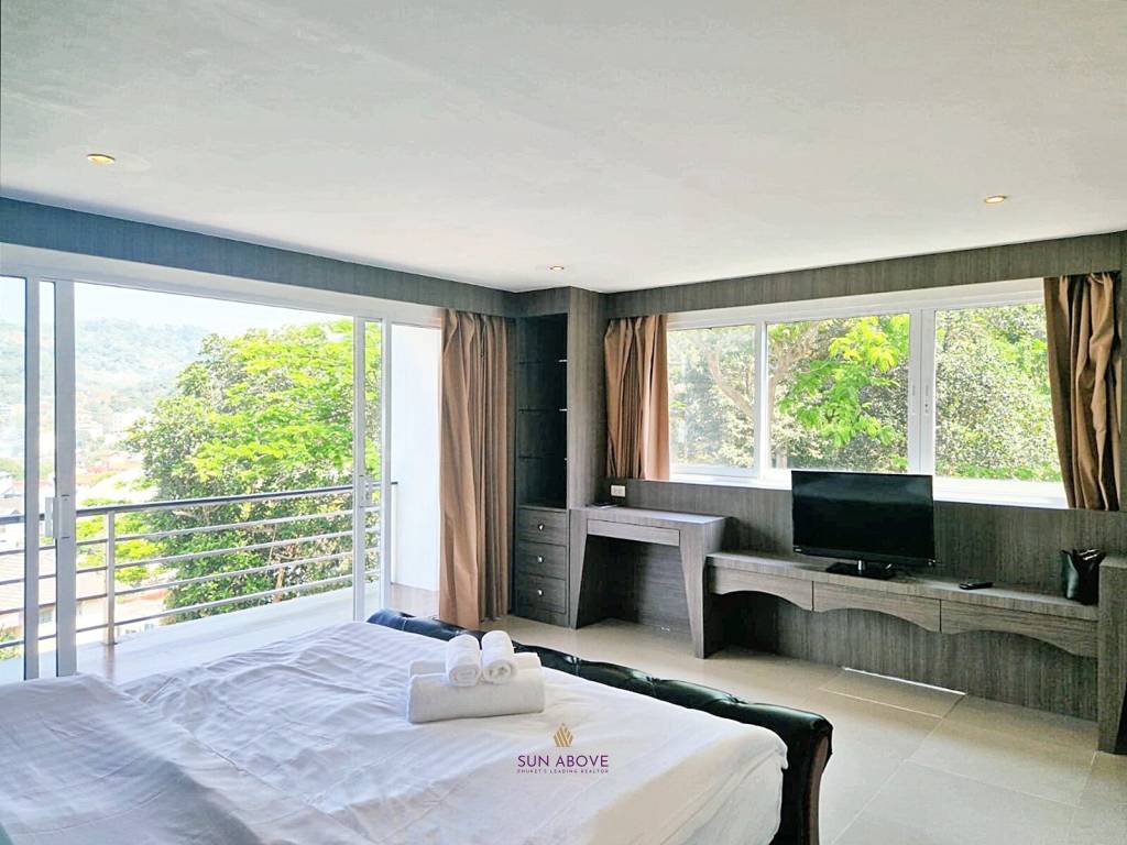 1bed Bayshore condo near Bangla Patong