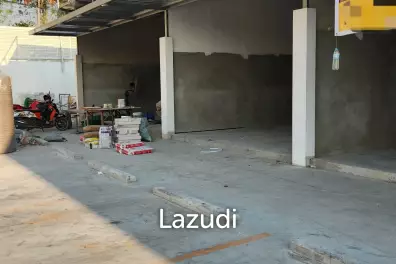 115SQM Retail Opportunity on Main Road Onnut ! 7-Eleven and Other busy Restaurants Around