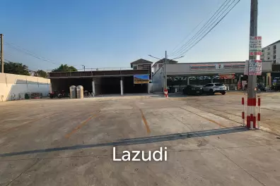 115SQM Retail Opportunity on Main Road Onnut ! 7-Eleven and Other busy Restaurants Around