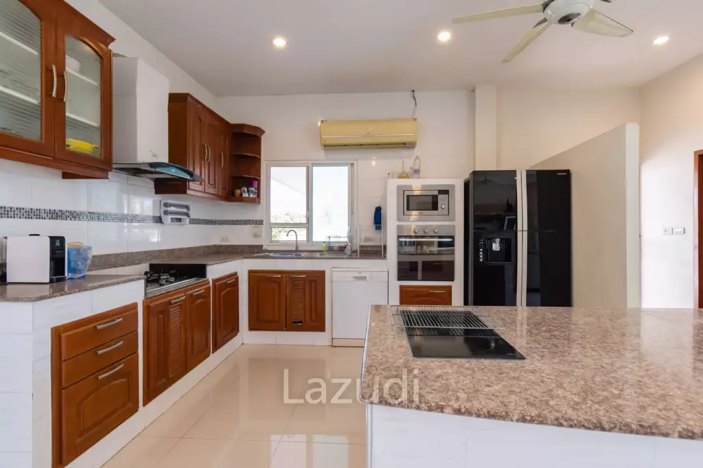 SINGLE HOUSE ON SOI 88 : 4 bed on good location