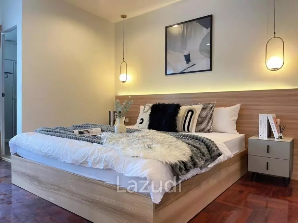 1 Bed 2 Bath 65 SQ.M Phayathai Plaza
