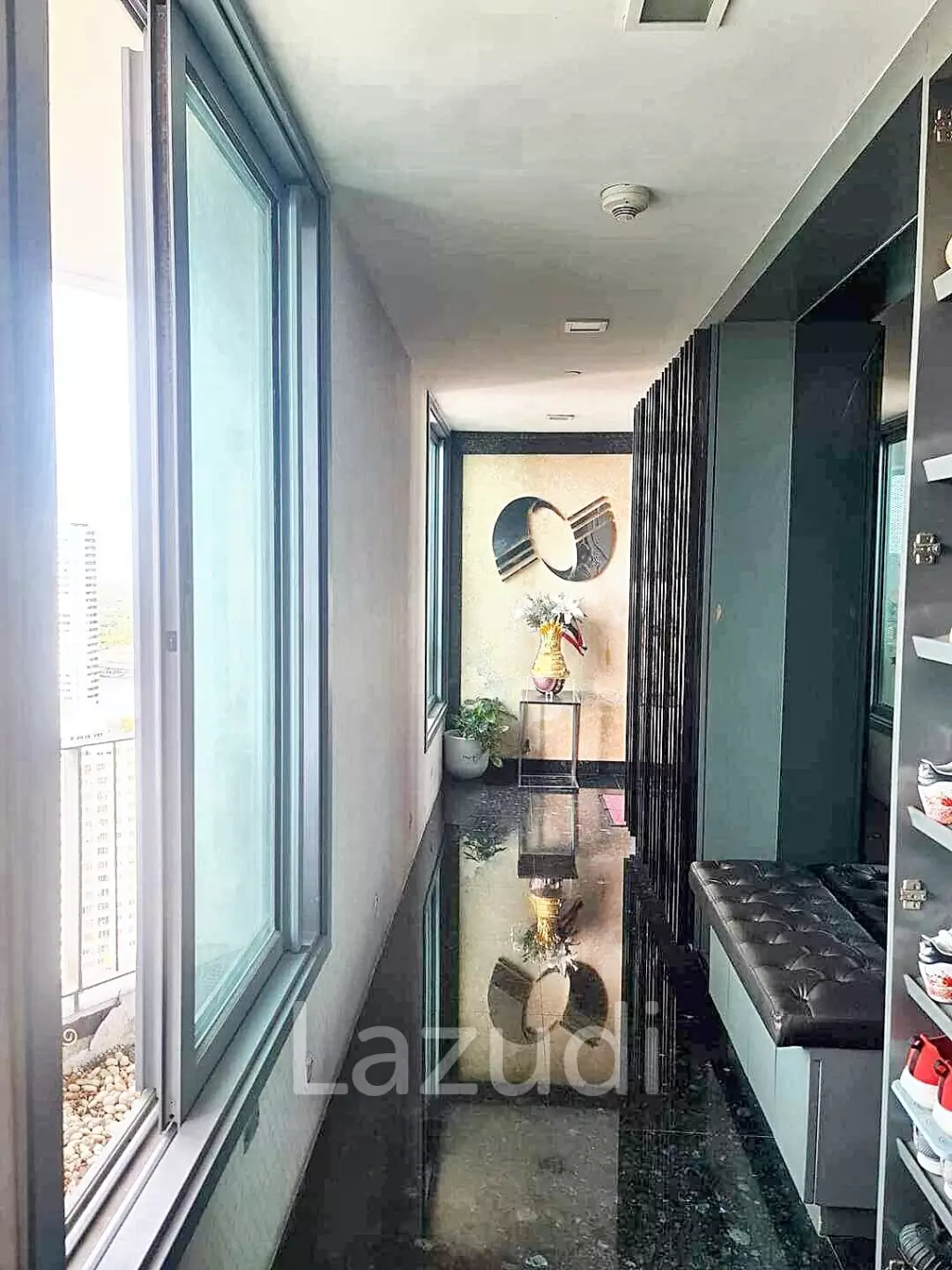 3 Bedrooms 5 Bathrooms 243 SQ.M The Pano