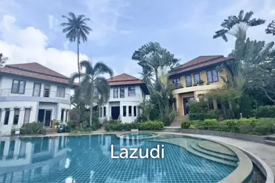 House For Sale Located in Bangrak Koh Samui