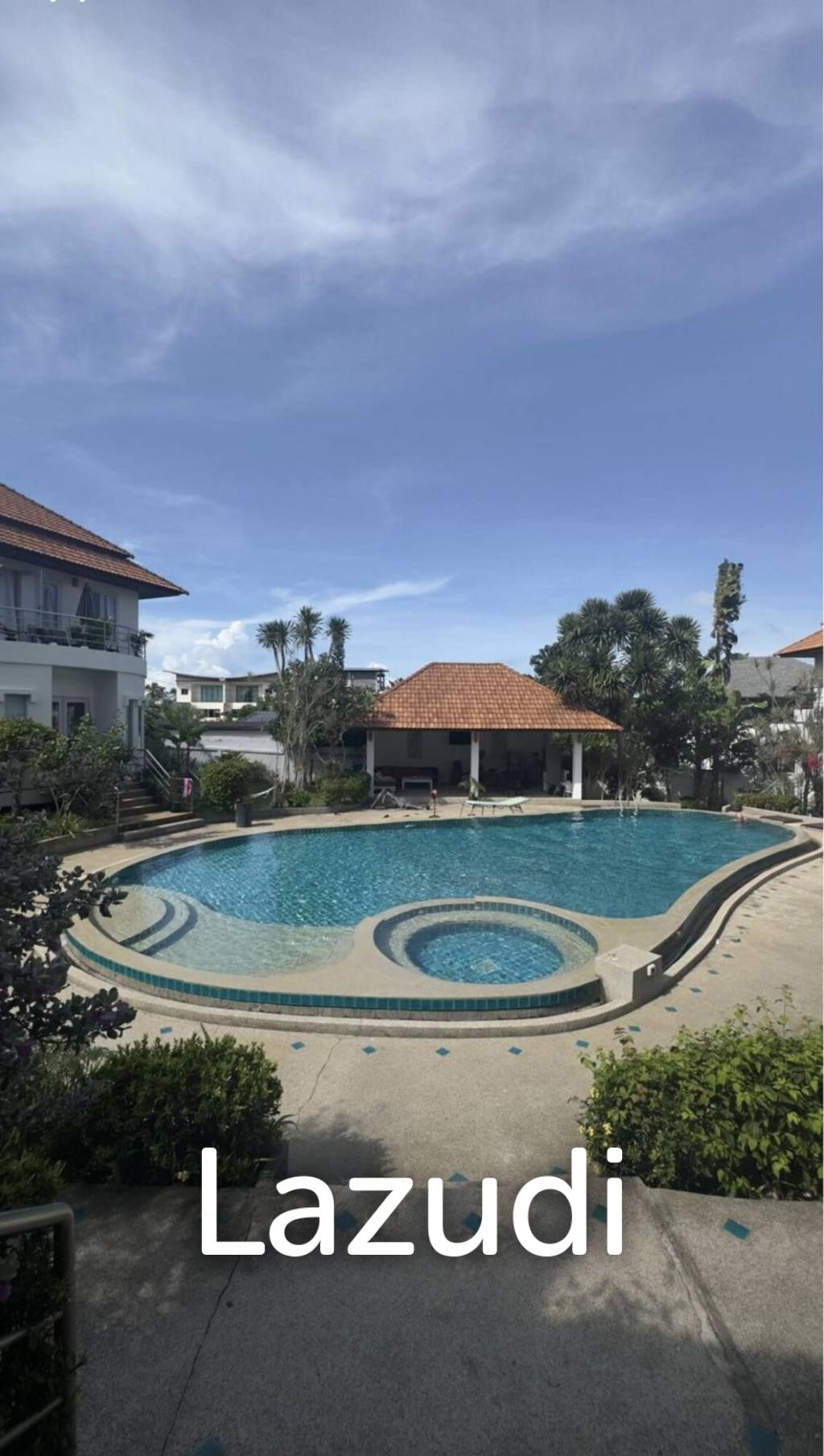 House For Sale Located in Bangrak Koh Samui