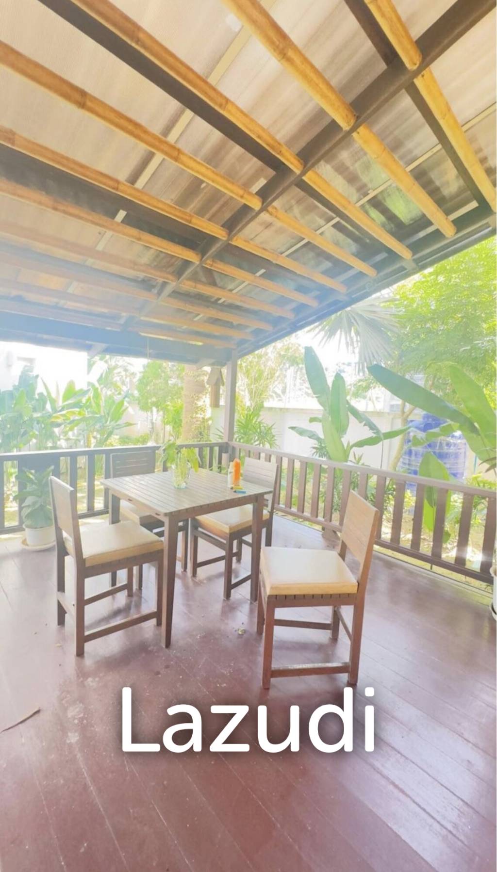 House For Sale Located in Bangrak Koh Samui