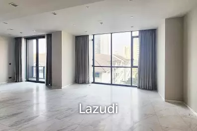 2 Bed 3 Bath  125 SQ.M The Monument Thong Lo