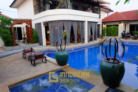 6 Bedroom Luxury Private Secure Villa For Sale