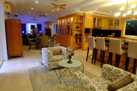 6 Bedroom Luxury Private Secure Villa For Sale