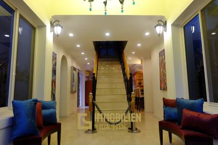 6 Bedroom Luxury Private Secure Villa For Sale