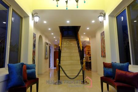 6 Bedroom Luxury Private Secure Villa For Sale