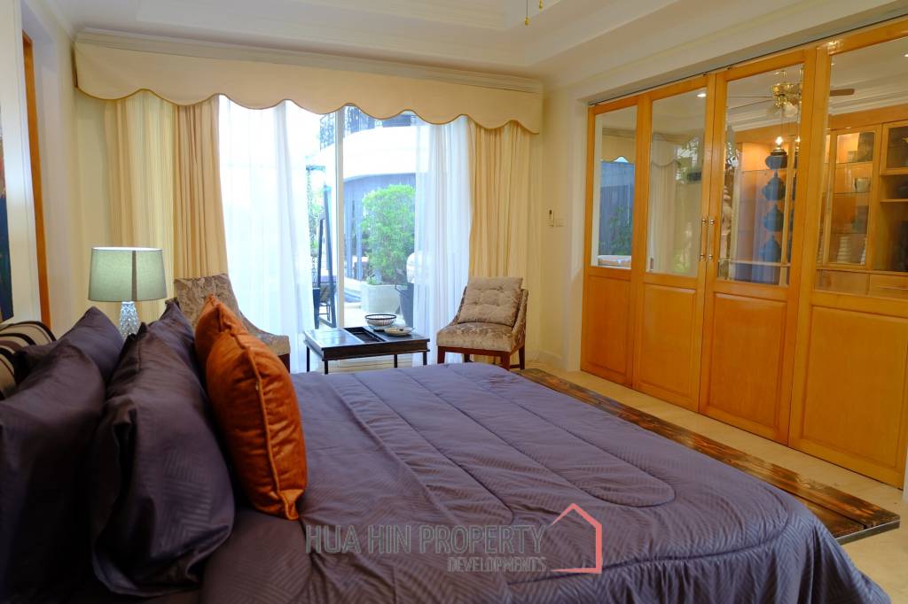 6 Bedroom Luxury Private Secure Villa For Sale