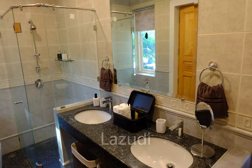 6 Bedroom Luxury Private Secure Villa For Sale