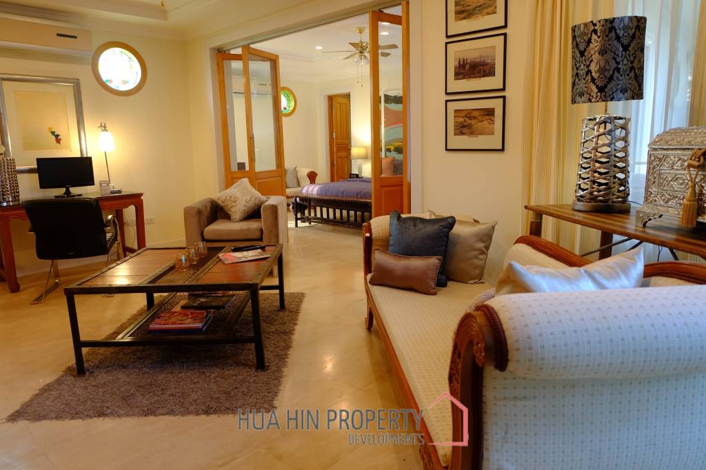 6 Bedroom Luxury Private Secure Villa For Sale