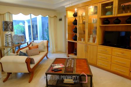 6 Bedroom Luxury Private Secure Villa For Sale