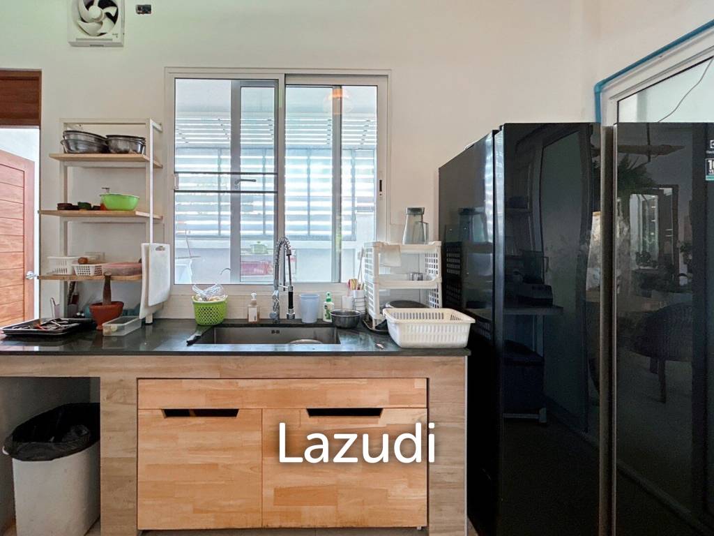 2 Bedrooms House with art gallery for sale
