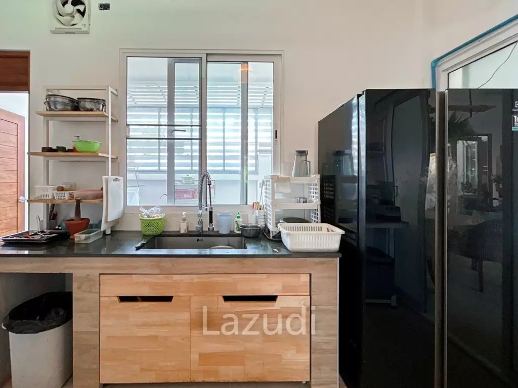 2 Bedrooms House with art gallery for sale