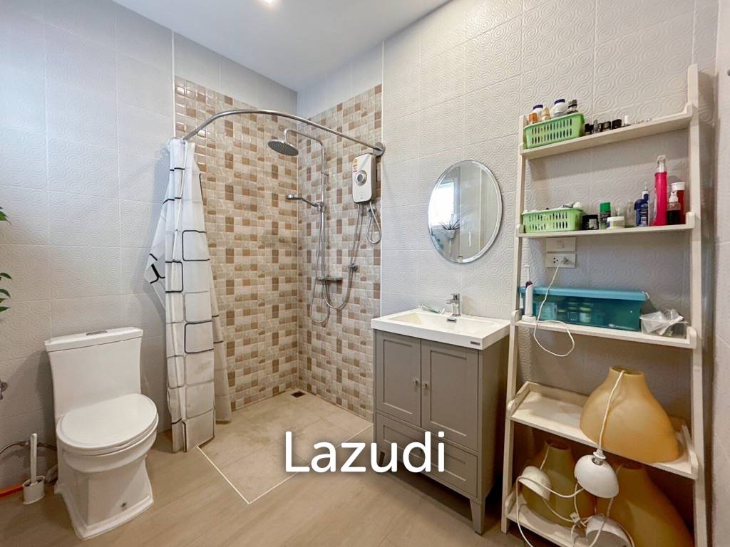 2 Bedrooms House with art gallery for sale