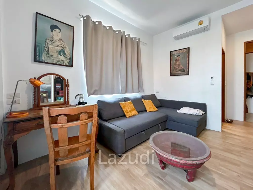 2 Bedrooms House with art gallery for sale