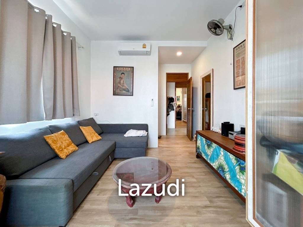 2 Bedrooms House with art gallery for sale