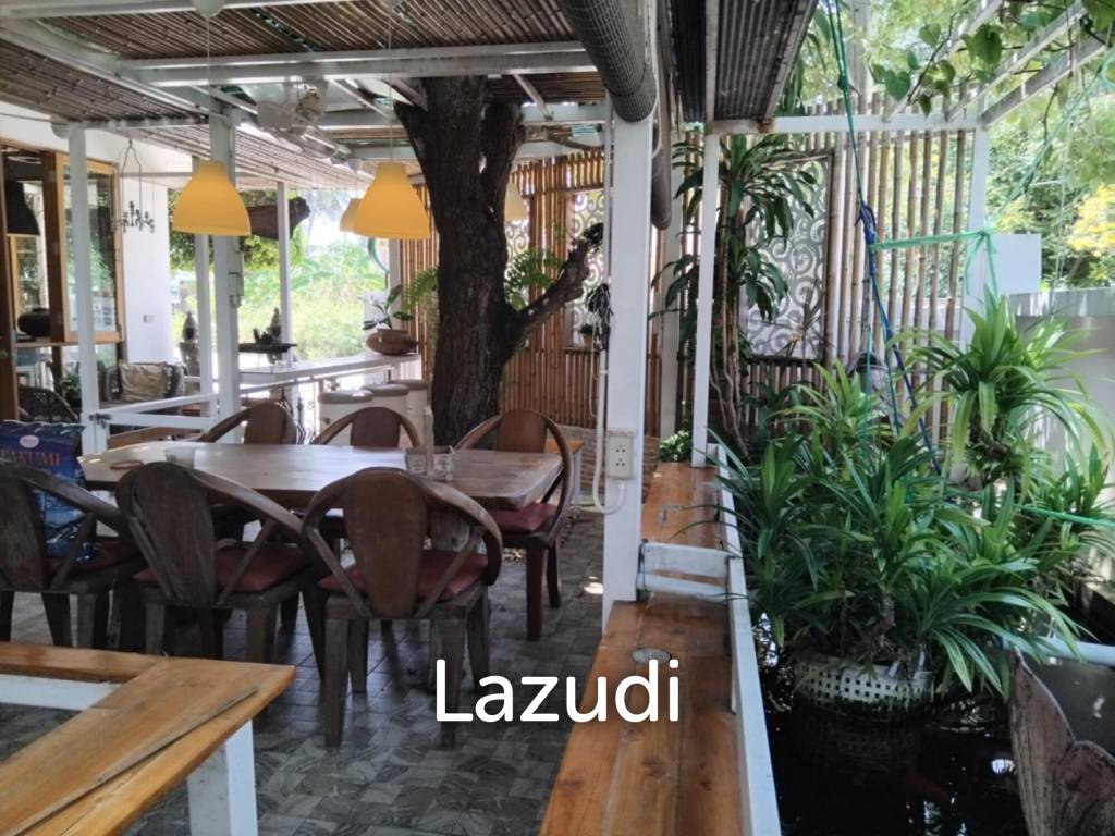 2 Bedrooms House with art gallery for sale
