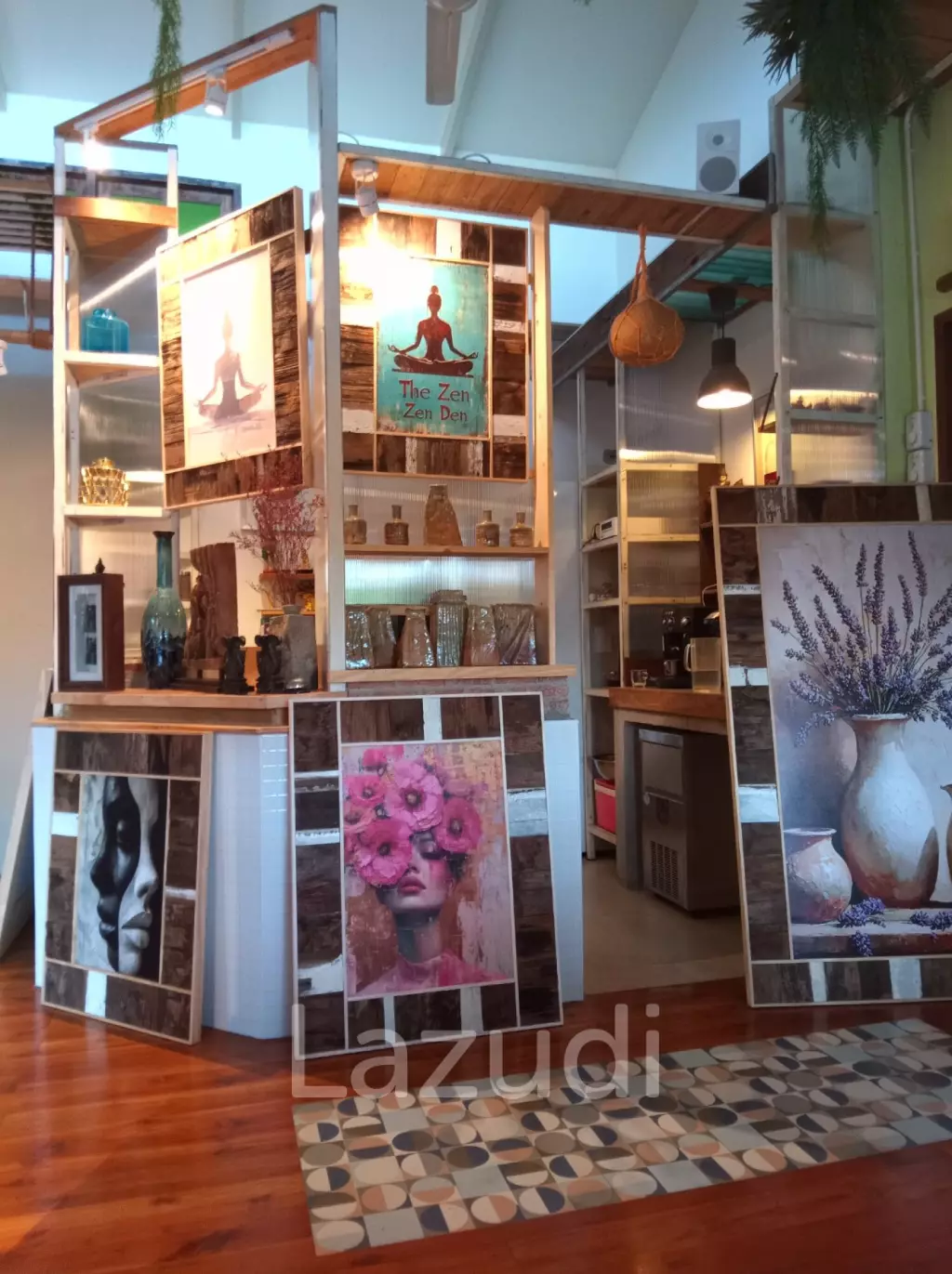 2 Bedrooms House with art gallery for sale