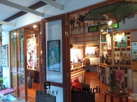 2 Bedrooms House with art gallery for sale