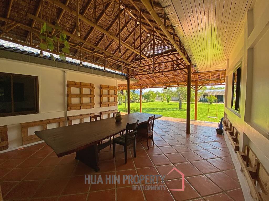 4 Bed Farm House For Sale With Guest House 6 Rai Land and Fishing Lake