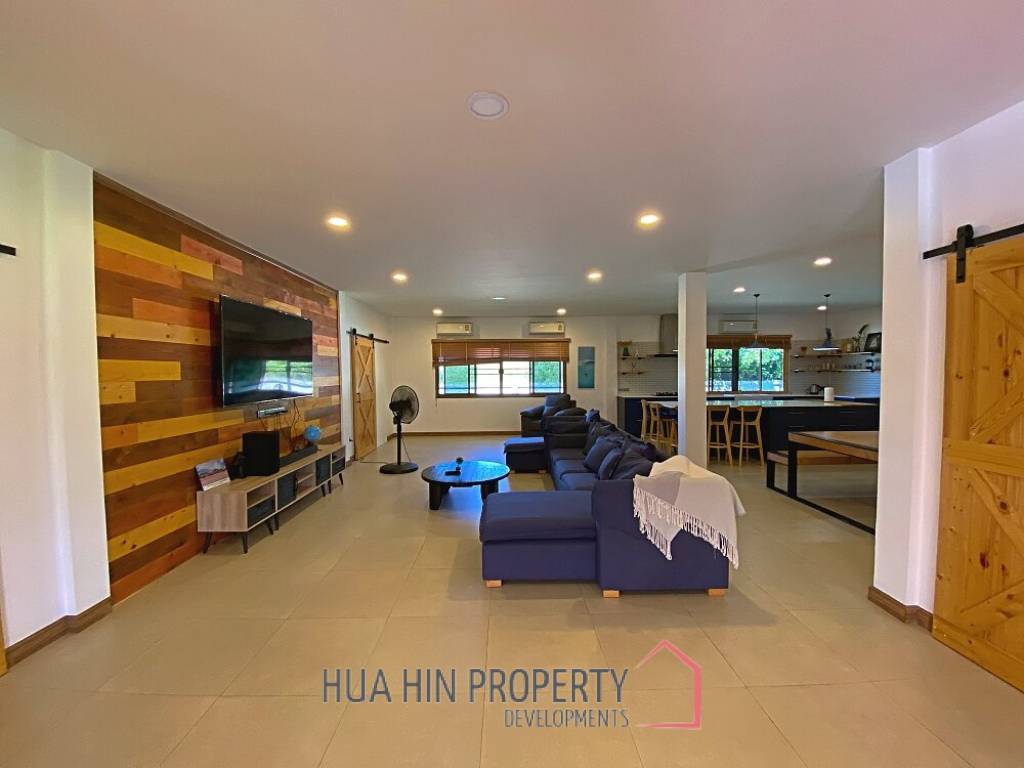 4 Bed Farm House For Sale With Guest House 6 Rai Land and Fishing Lake